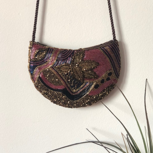 Gorgeous beaded crossbody purse - Picture 16 of 16